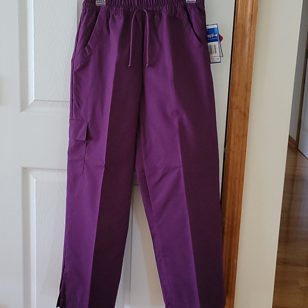 Crest cargo scrub pants